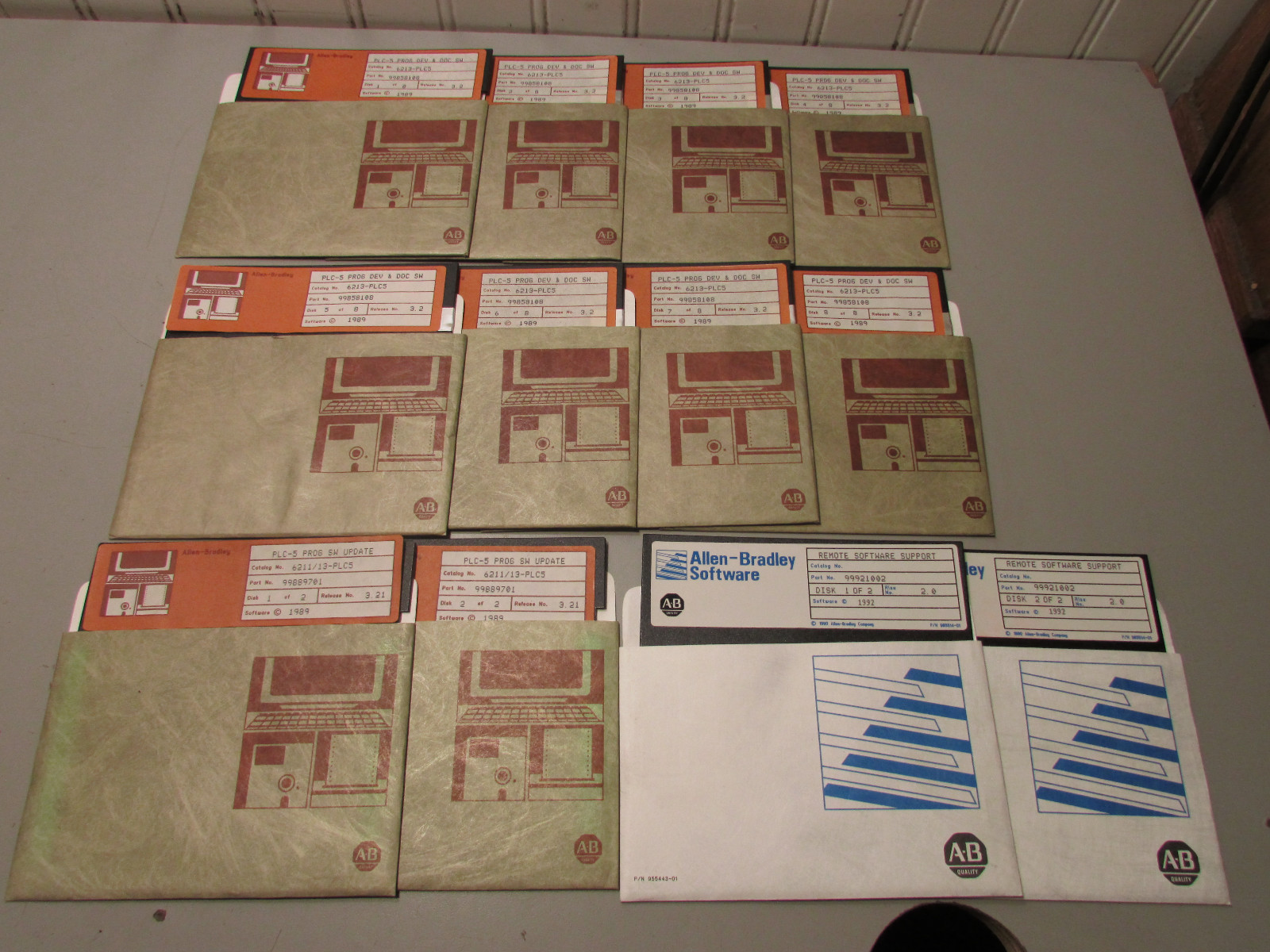 Allen Bradley 6213-PLC5 Software 3.2 Ver W/ 6211/13-PLC5 3.21 Ver & Support.