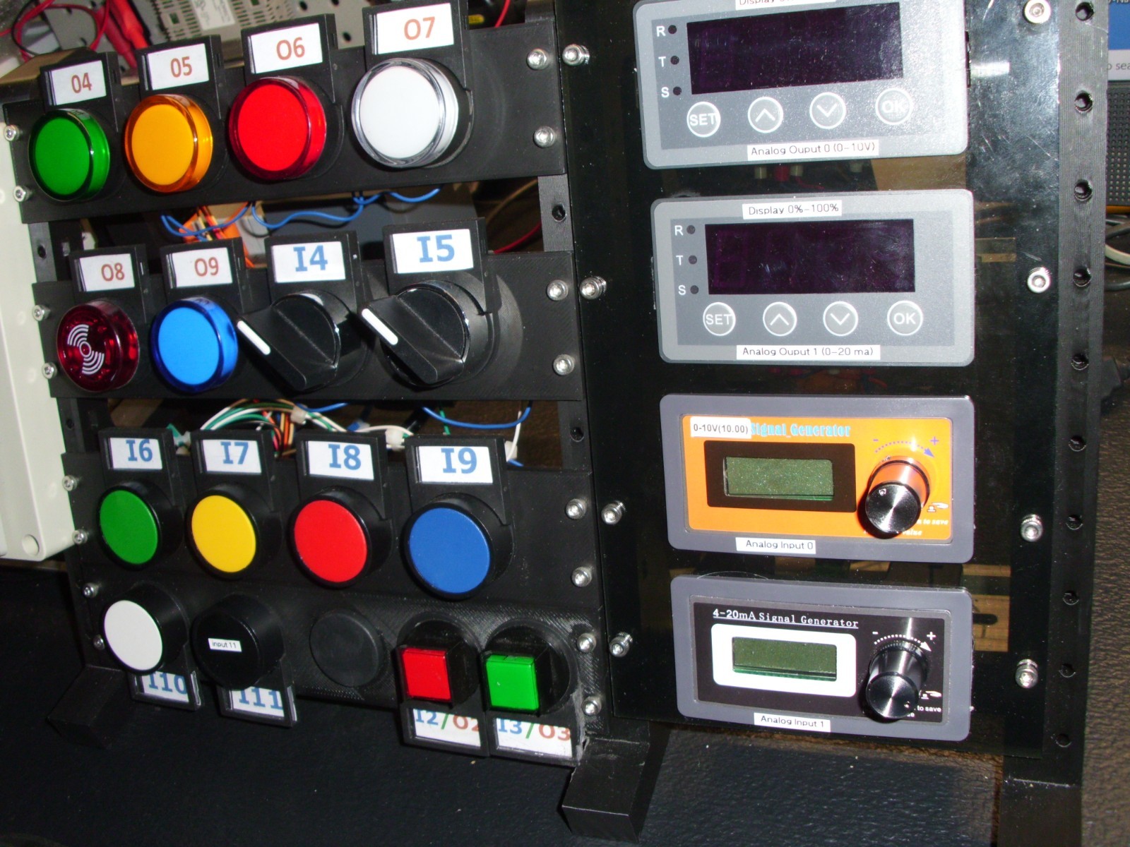 Allen-Bradley Micro850 Programmable CCW PLC Trainer Kit with Panelview 800