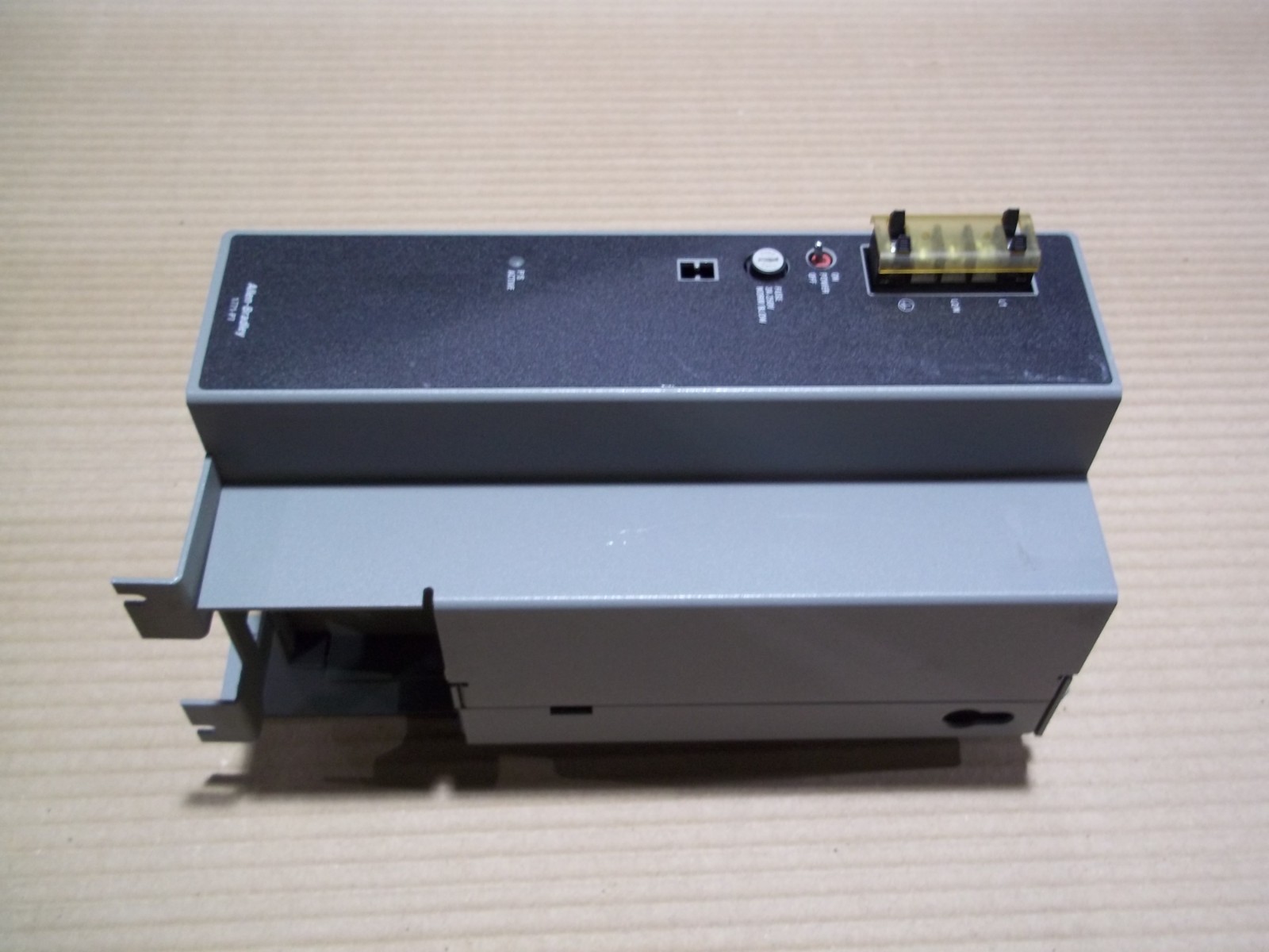 ALLEN BRADLEY 1771-P7/C 120V 220C AC POWER SUPPLY 30 AMP NO CORD AK