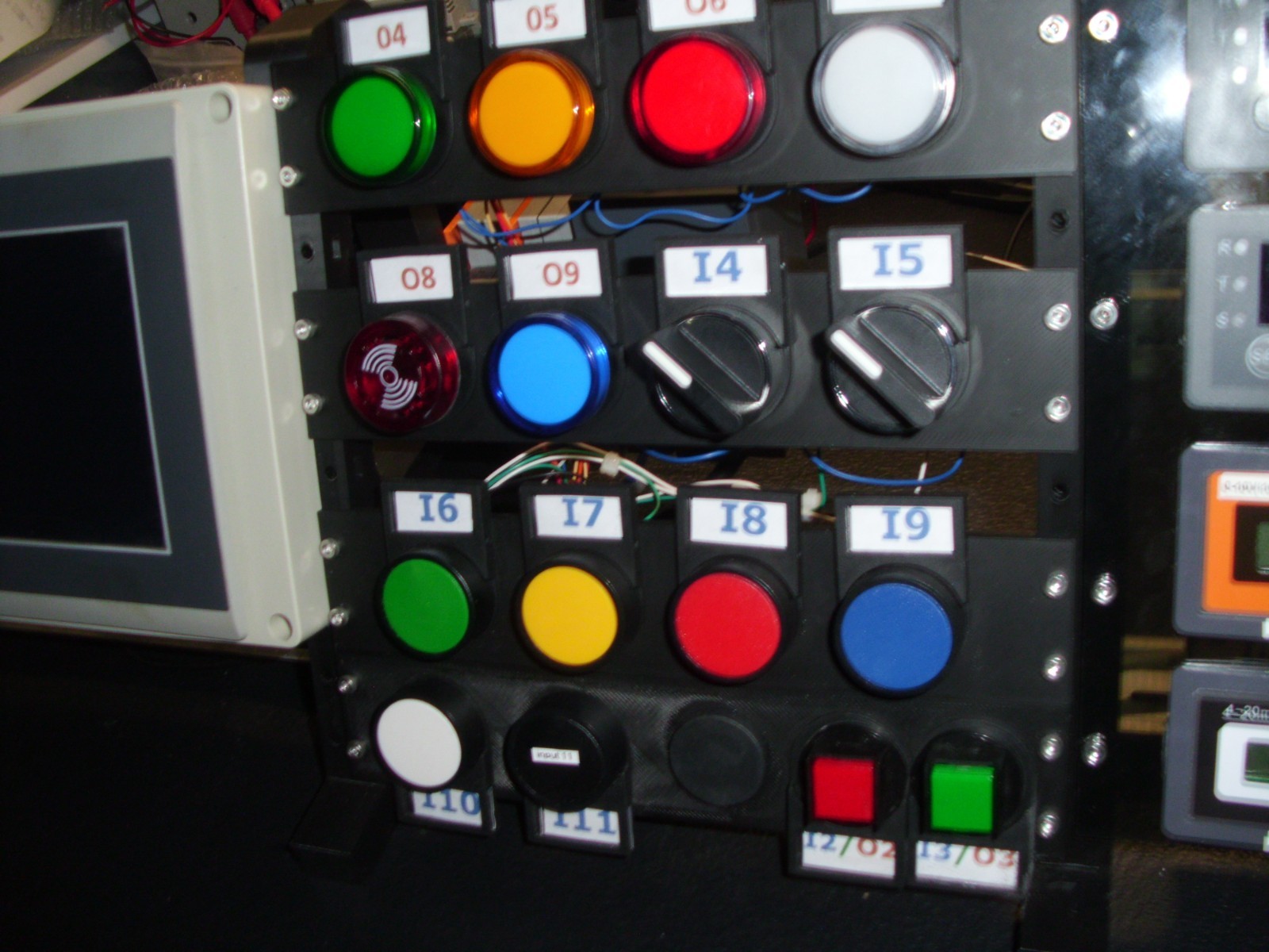 Allen-Bradley Micro850 Programmable CCW PLC Trainer Kit with Panelview 800