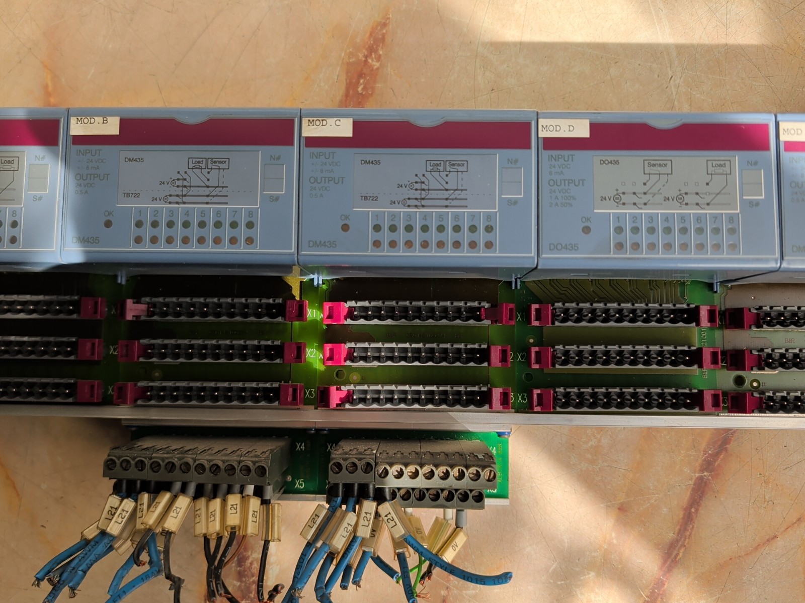 B&R AUTOMATION CP470 CPU W/ AF101 (2) DO435 (1) DM435 (3) DM435 (1) DO720 RACK