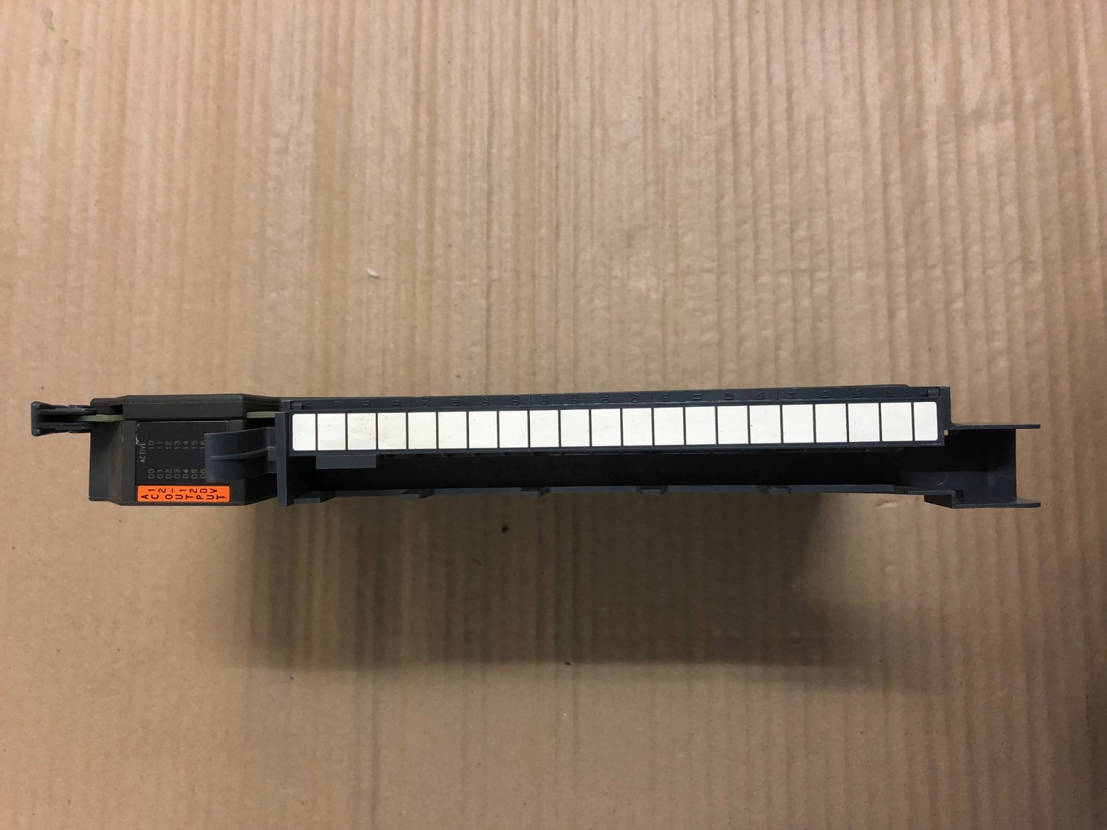 ALLEN BRADLEY 1771-OAD B 12 TO 120V AC OUTPUT MODULE KMGM