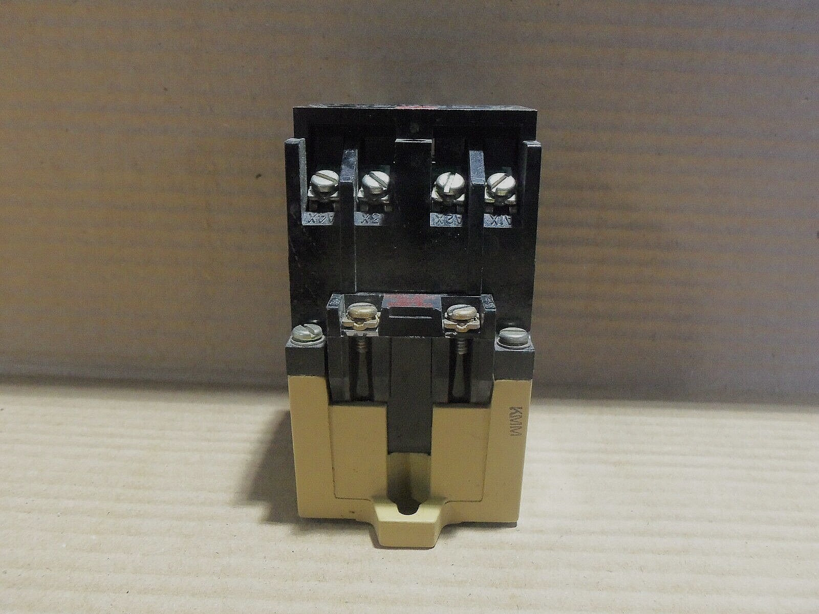Allen Bradley 700-P400A1 Series B AC Relay 10 Amp 600Volt 700P400A1