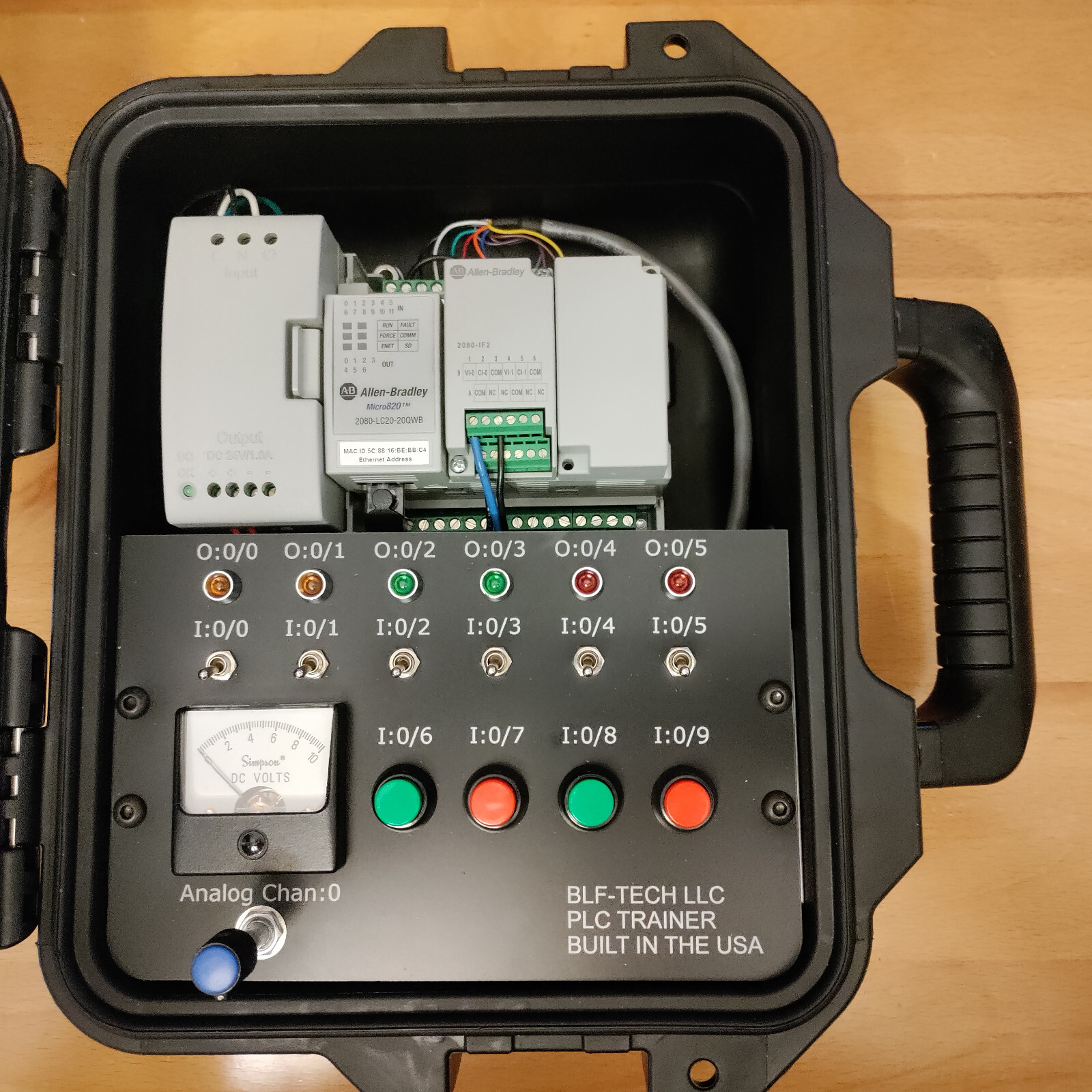 AB Micro820 2080-LC20-20QWB Analog PLC Trainer and VisualView HMI Trial Software