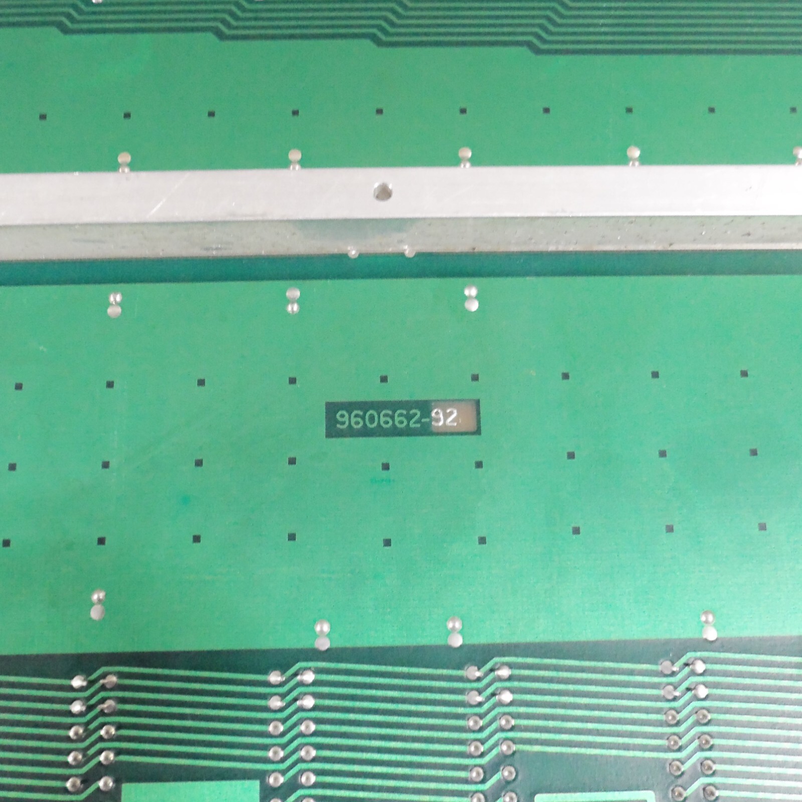 ALLEN BRADLEY 1771-A2B 8 SLOT I/O CHASSIS WITH CIRCUIT BOARD 960188-01FT20 9001