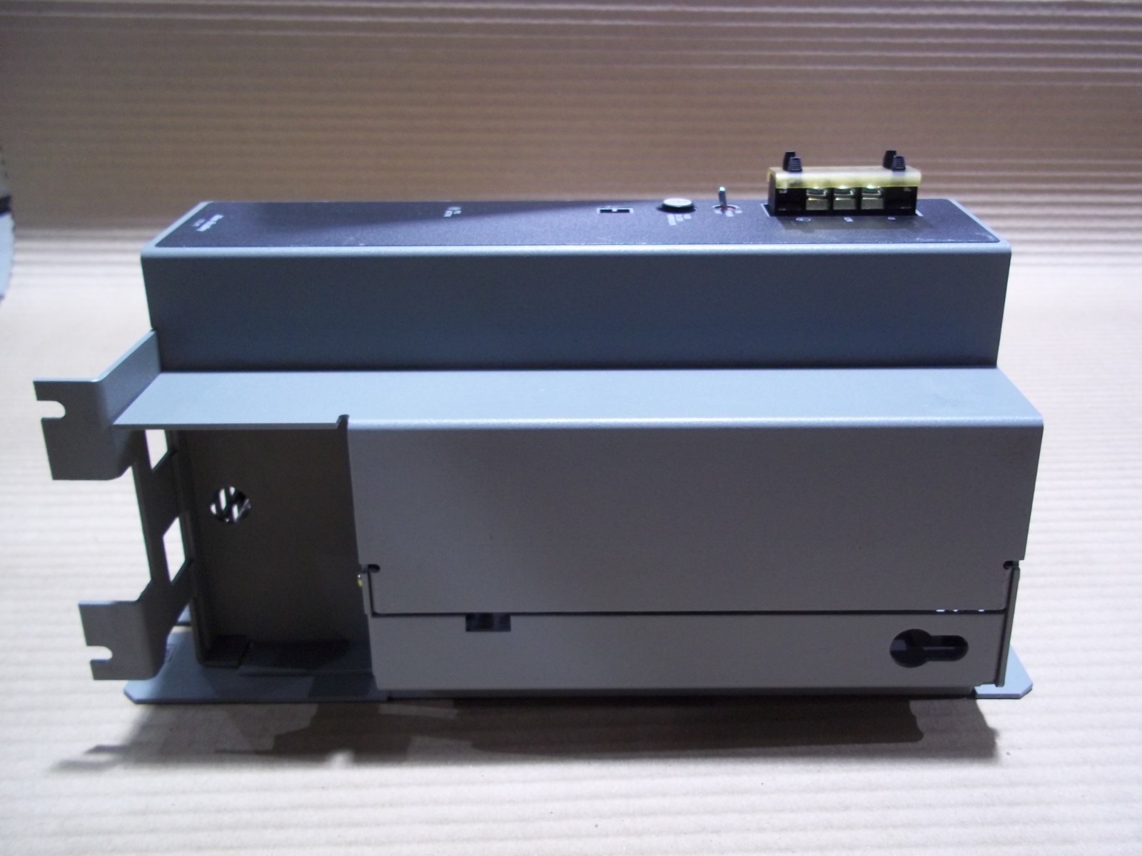 ALLEN BRADLEY 1771-P7/C 120V 220C AC POWER SUPPLY 30 AMP NO CORD AK
