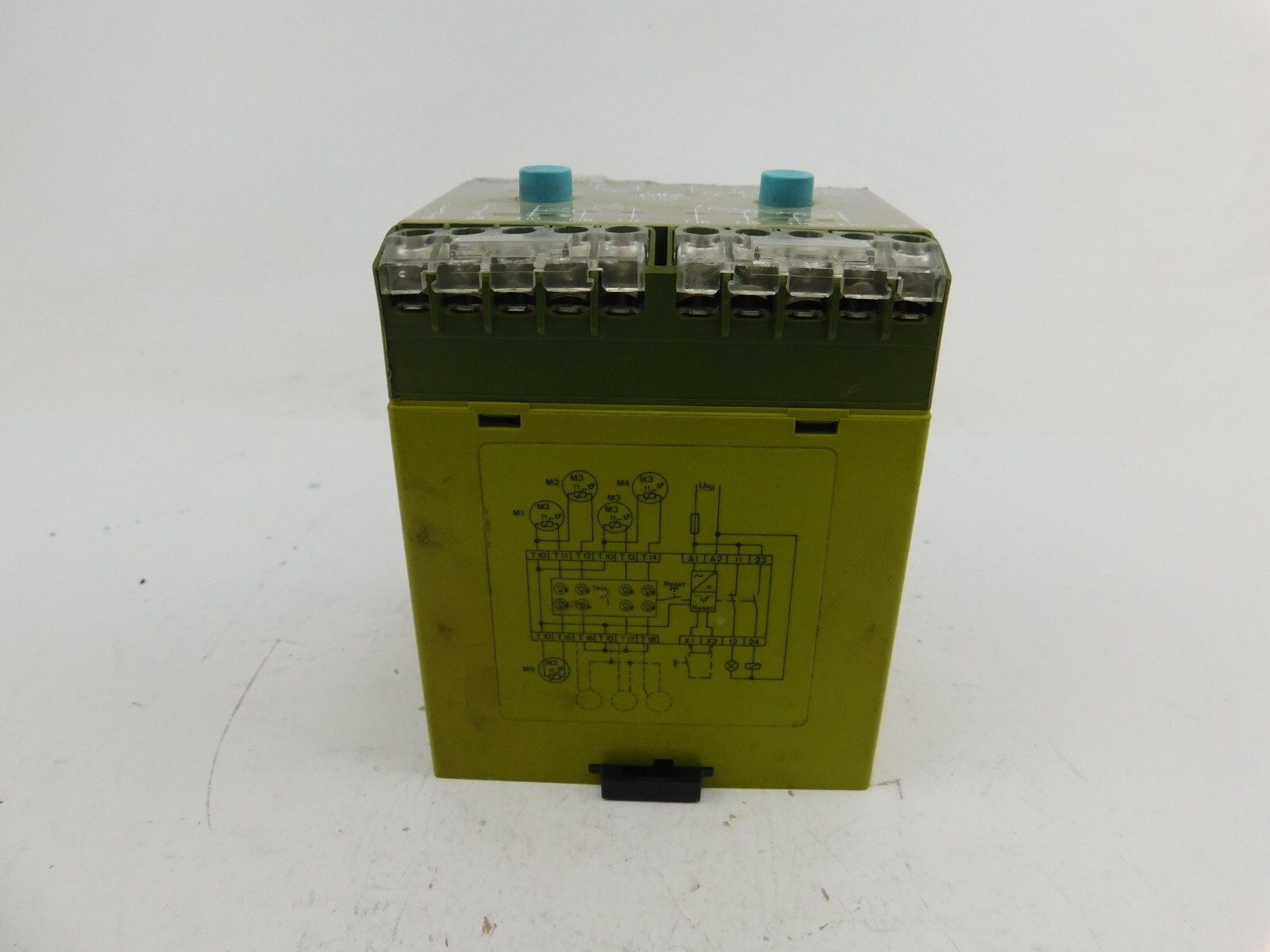 Mushroom P1ms 1Ö/1S 479940 230 VAC 4.5 VA 50-60Hz AC1 240V 8A