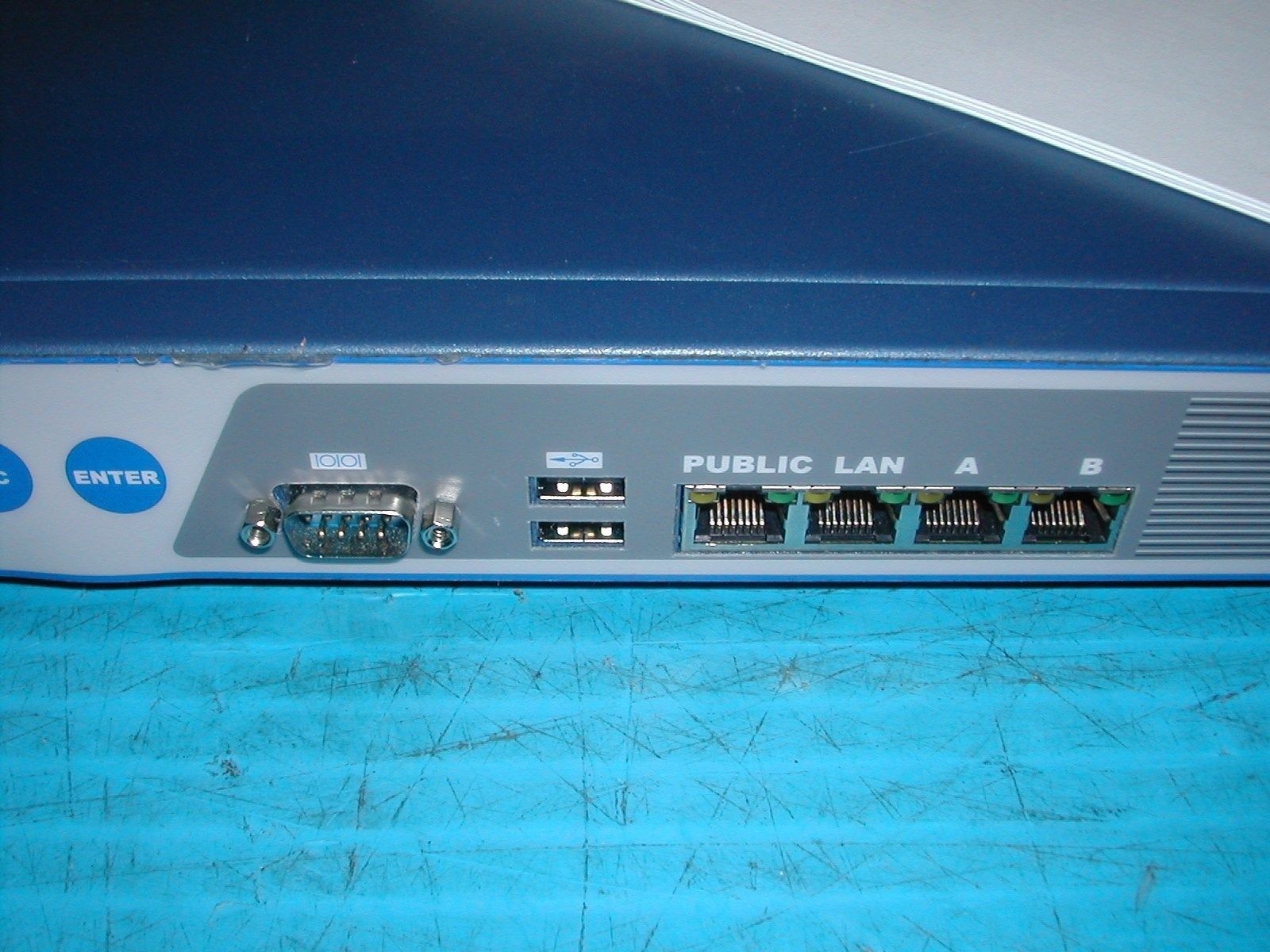 Smith Micro Software Quicklink Gateway Appliance NXG 500 NSA1045L2.8 Used J8