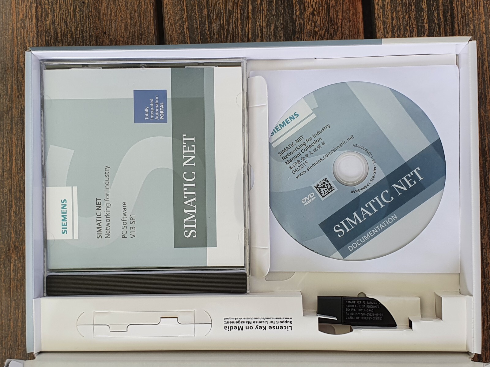 Siemens 6GK1716-0HB13-0AA0 SIMATIC NET HARDNET-IE S7 REDCONNECT V13 SEALED
