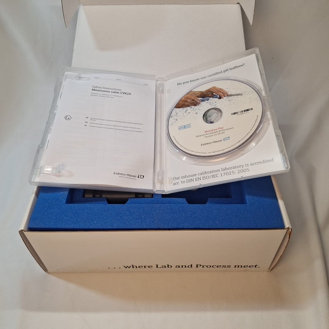 Endress Hauser Memobase Plus CYZ71D Liquid An. Multiparameter Software, Memosens