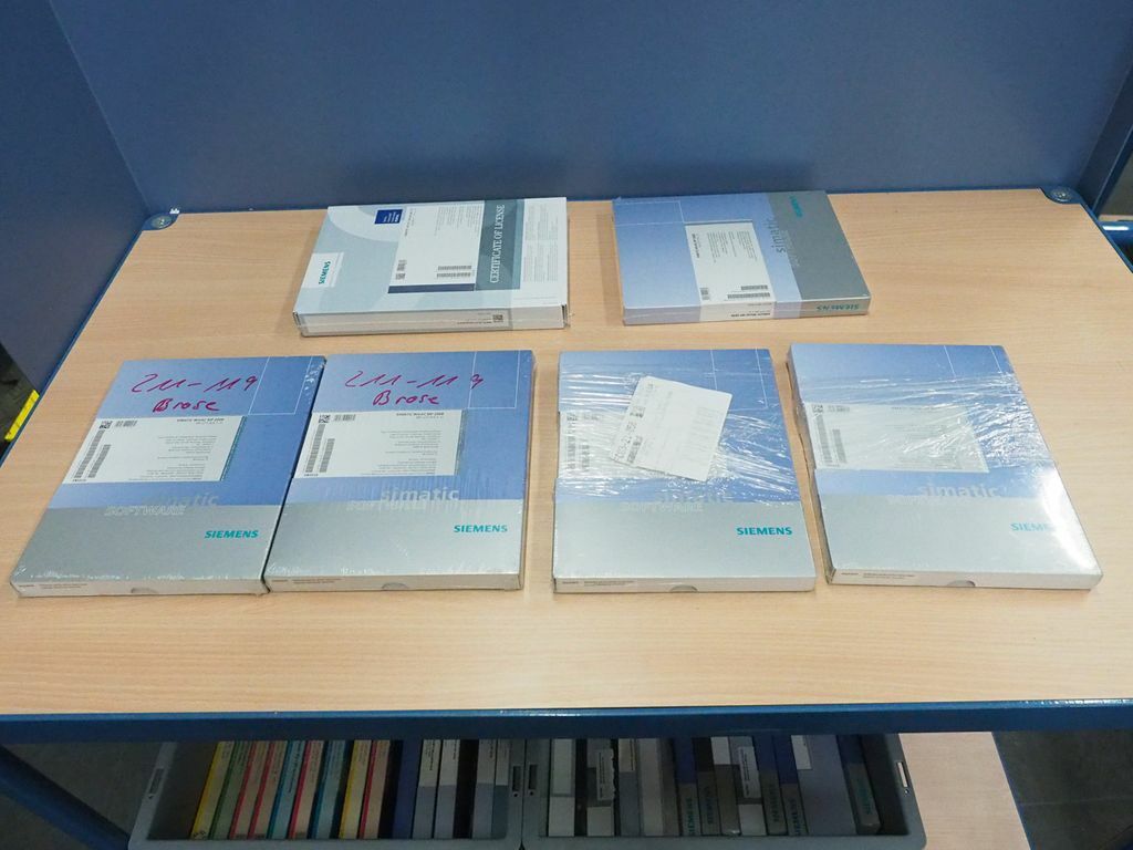 Lot SIEMENS SIMATIC software 5x WinAC MP 2008 WinCC V15 sealed