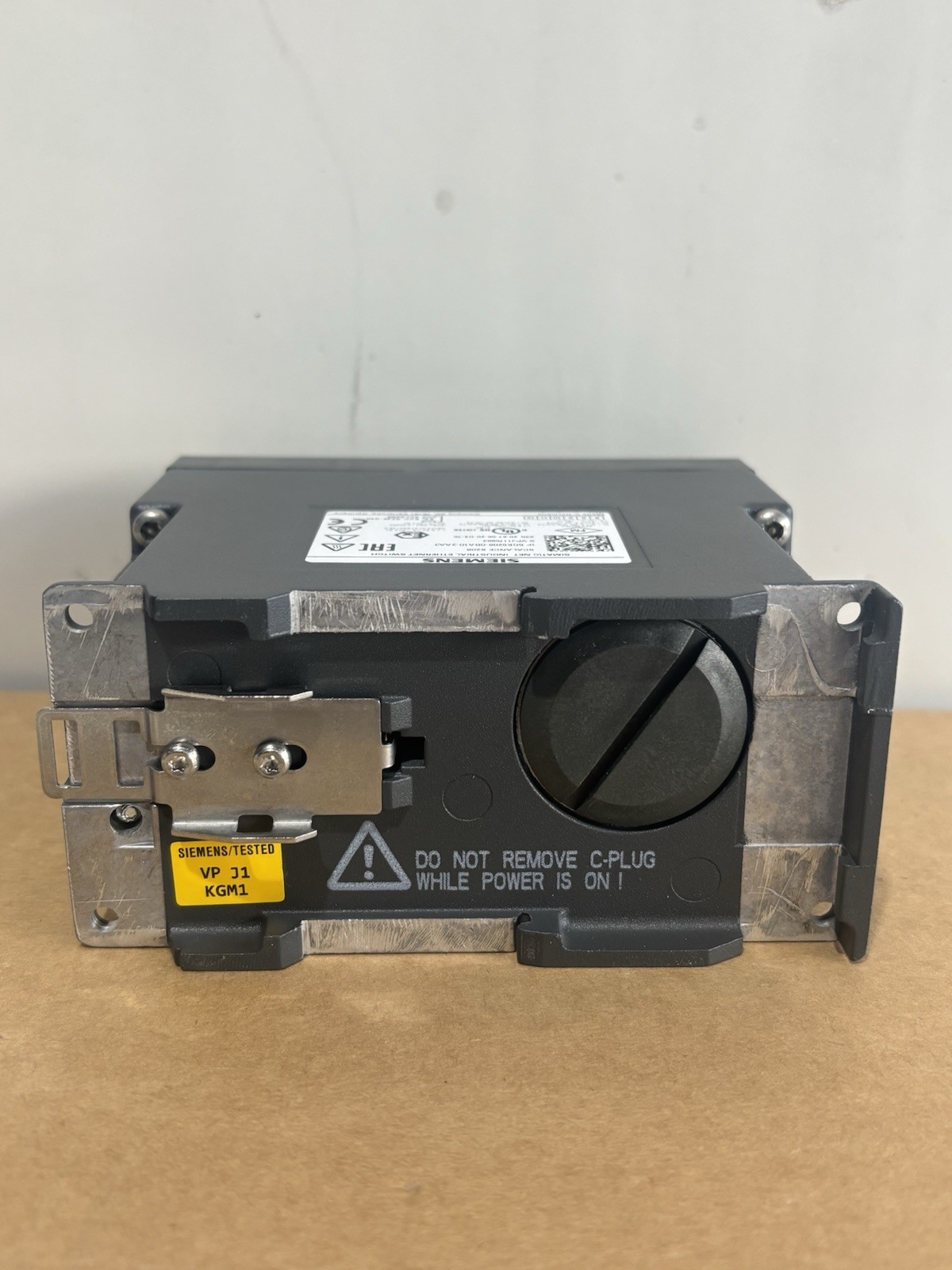 SIEMENS 6GK5208-0BA10-2AA3 SCALE X208 SIMATIC NET INDUSTRIAL ETHERNET SWITCH